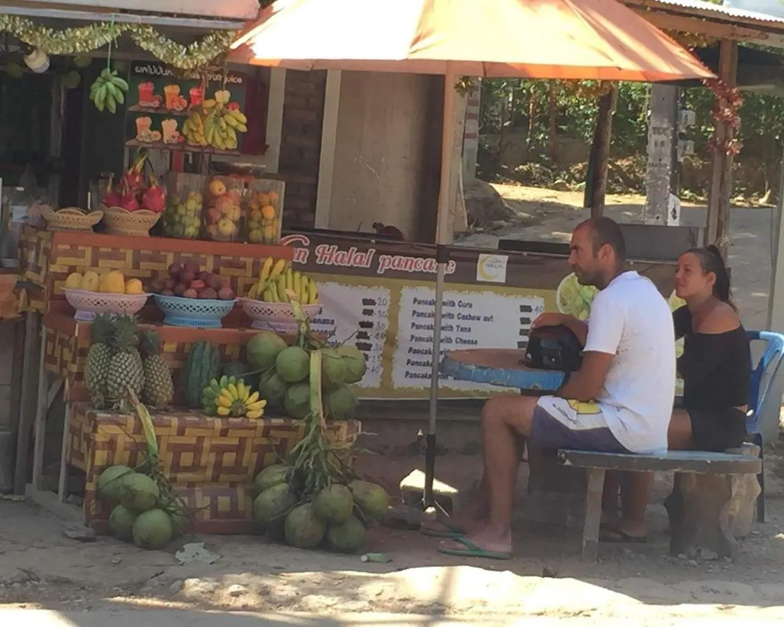 Relax Beach House Restaurant Villa Ko Lanta Semesterbostad