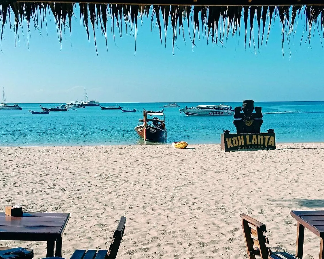 Relax Beach House Restaurant Villa Ko Lanta